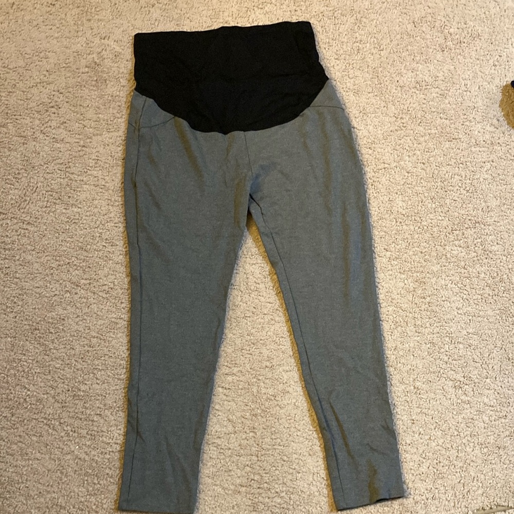 Maternity size XL pants slim fit